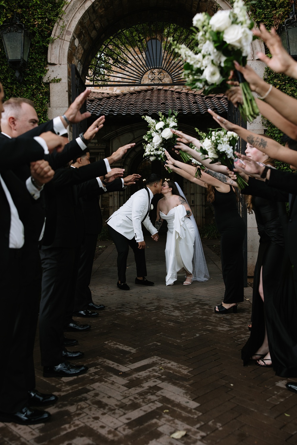 Lillian \u0026 Cade Wedding Invitation - EnvelopMe.com, image size:1000x1500