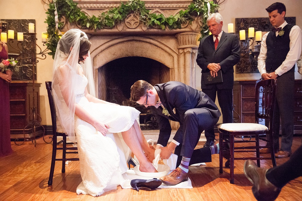 View More: http://meggieburrphotography.pass.us/coffeywedding