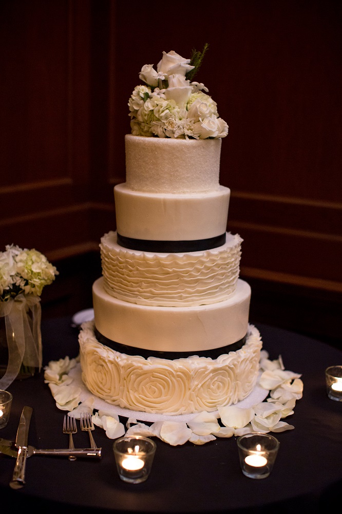 View More: http://jeffplusamber.pass.us/stephanieandjaredwedding